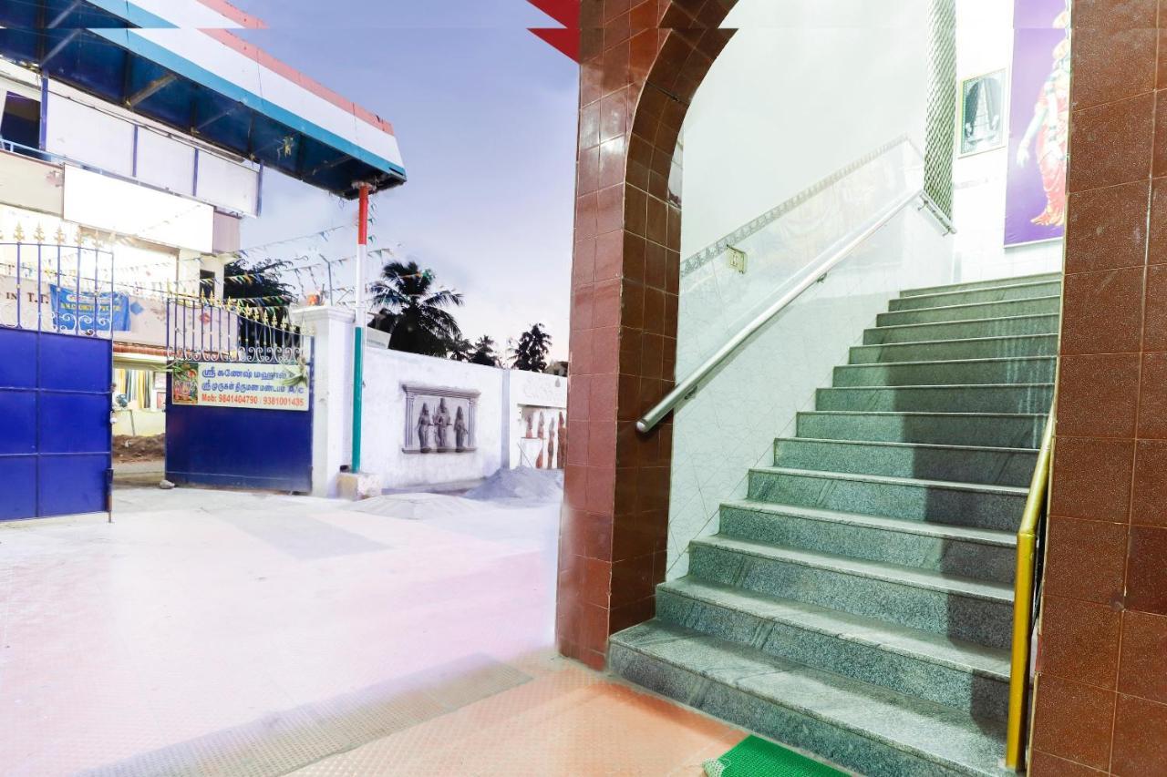 Oyo 65719 Sree Ganesh Mahal Hotel Siruseri Buitenkant foto